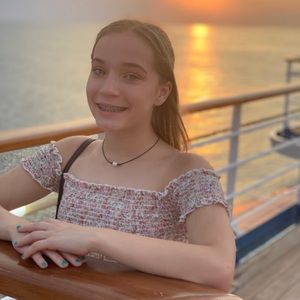 Meet your Posher, Ellah